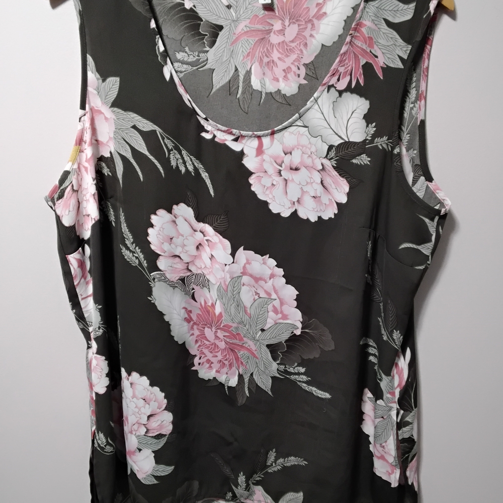 cleo Pink Floral Scoop Neck Blouse